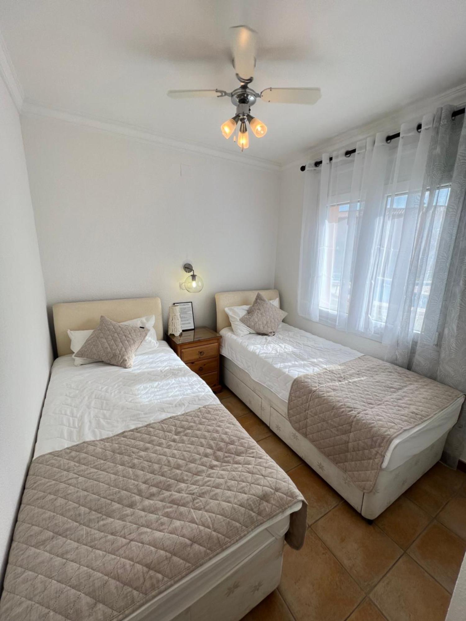 Apartment Sevilla III Golf ,Big Pool And Seaside Oliva Exterior photo